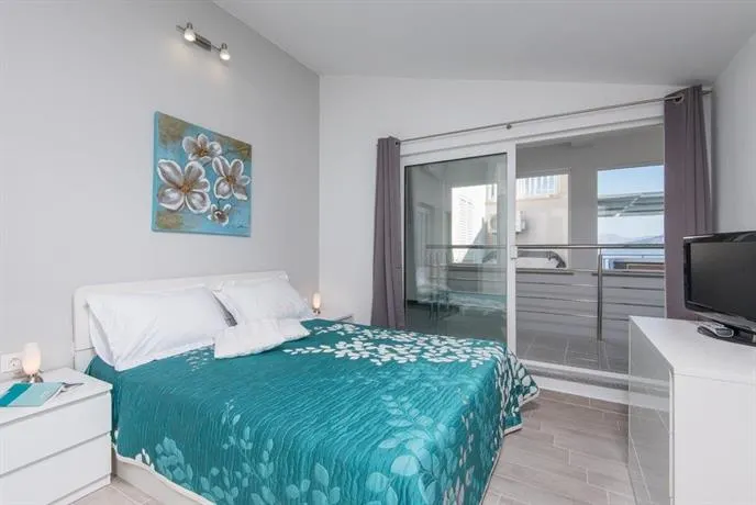 Apartment Dalmatino Drace - Image 1