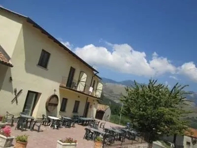 La Cantina - Image 1