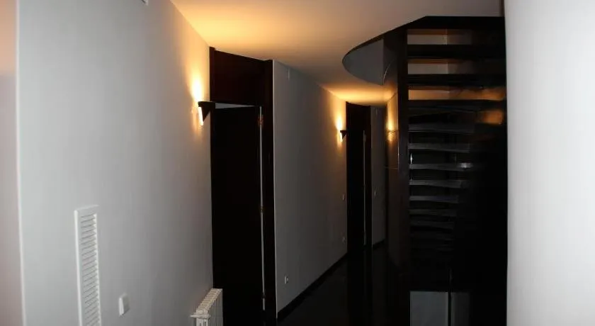 Villa Rock - Image 1