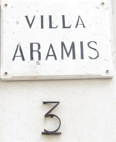 Villa Aramis - Bed & Breakfast - Image 1