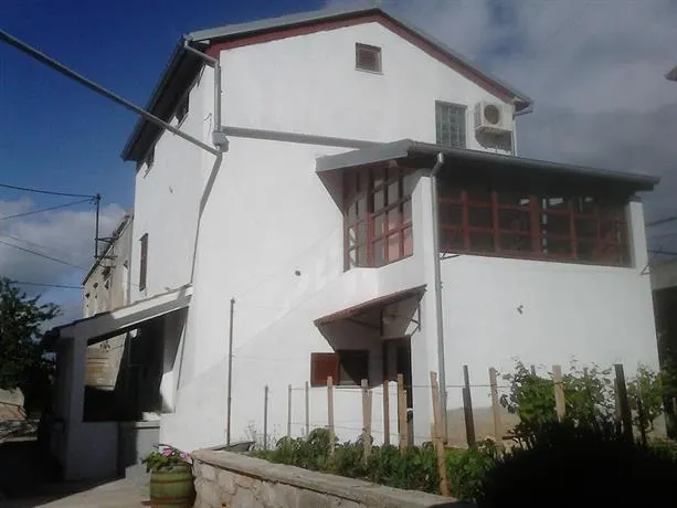 Apartment Tea Preko - Image 1