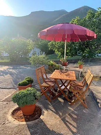 B&B Blanda - Image 1