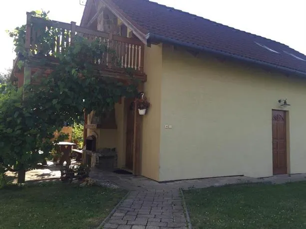 Holiday Home Daniel - Image 1