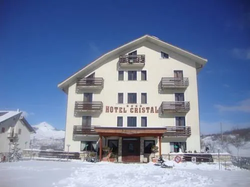 Cristal Hotel - Image 1
