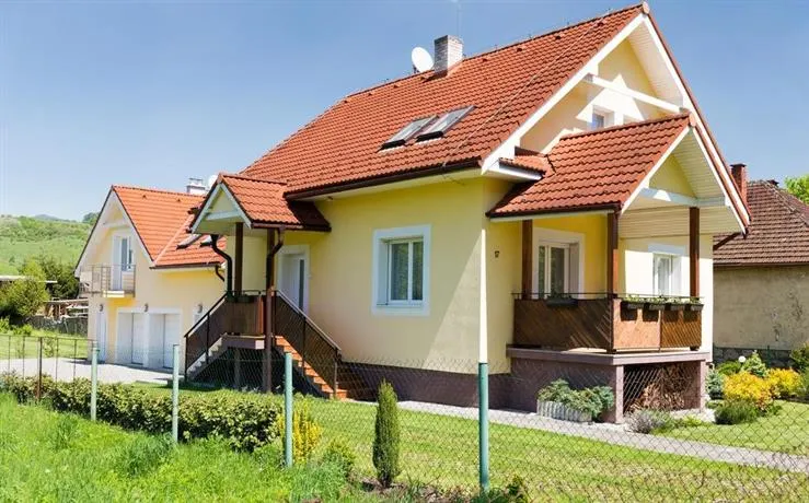PRIVáT SAMUEL - Image 1
