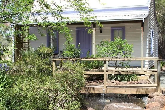 Elinike Guest Cottages - Image 1