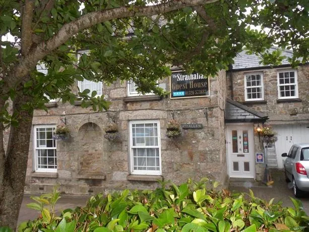 Strathallan Guest House - Image 1