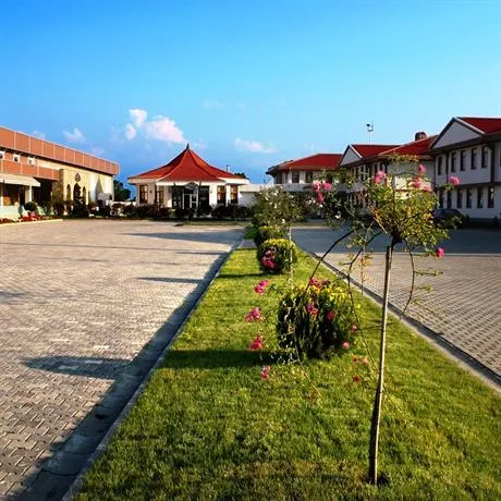 Pelemir Hotel - Image 1