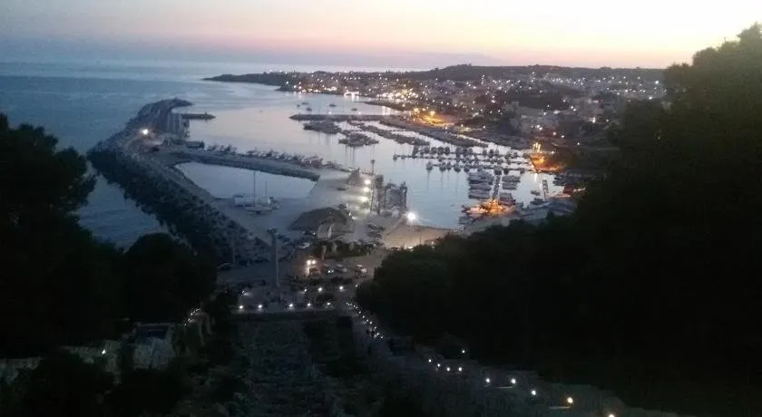 Appartamento a Torre Pali - Image 1