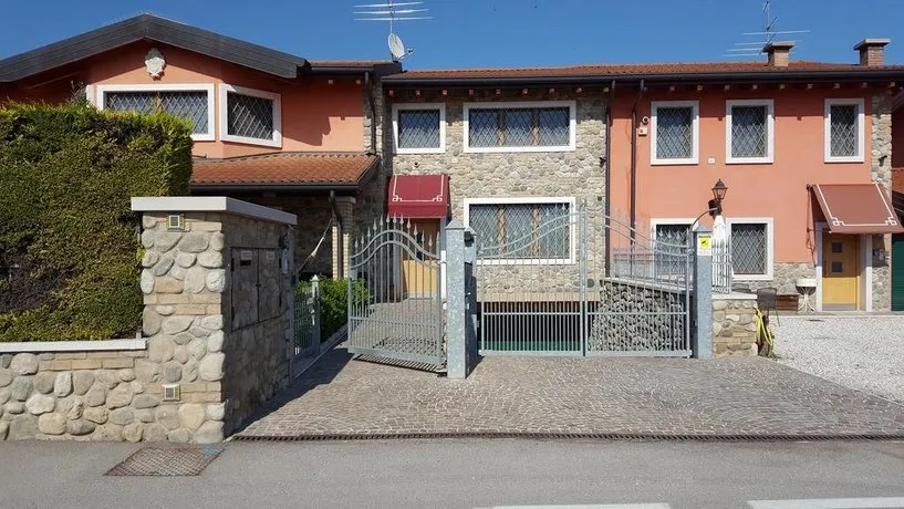 Garda Lake- Apartments and room - Image 1