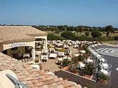 Minnia Resort - Image 1