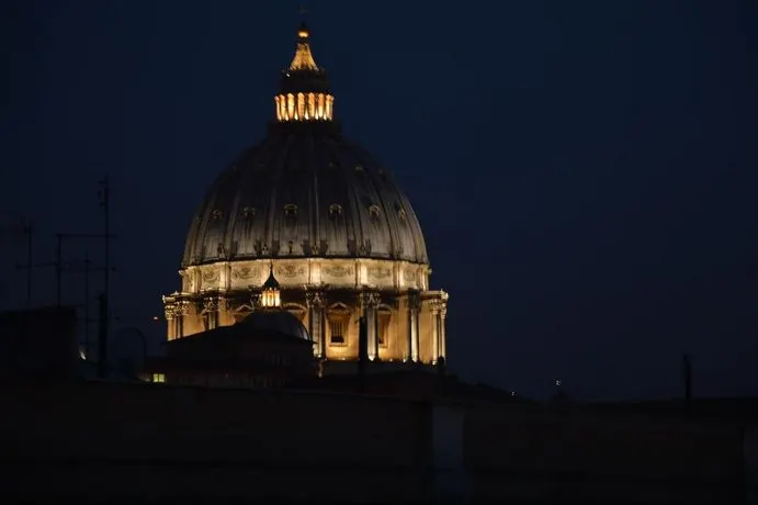 Vatican Room And Kitchen - Image 1