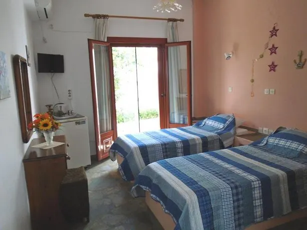 Helios Rooms - Image 1
