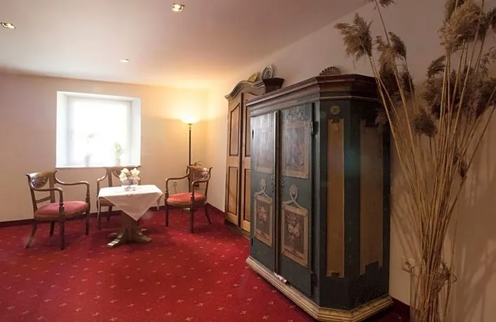 Hotel Munde - Image 1
