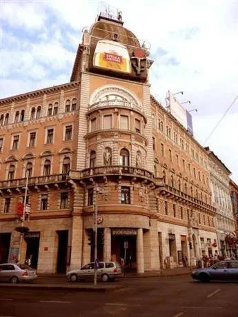 Royal Hostel Nimrod - Image 1