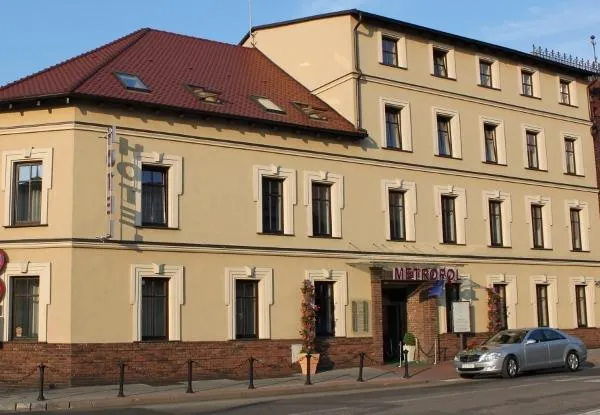 Metropol - Image 1