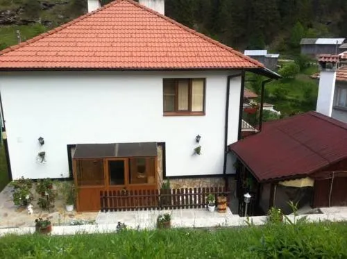 Guest House Rossy - Image 1