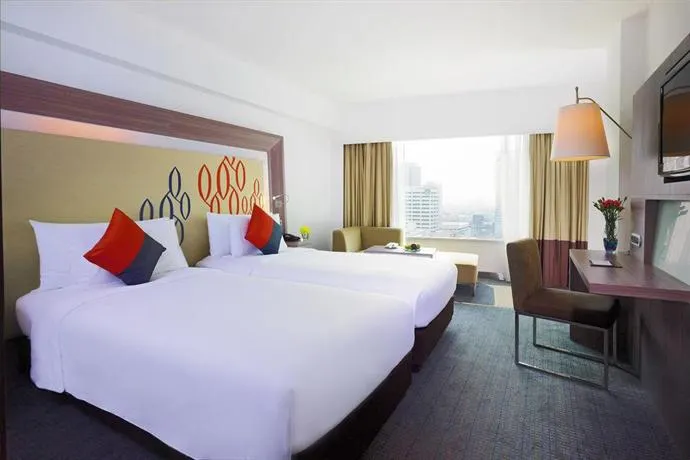 NOVOTEL BANGKOK FENIX SILOM - Image 1