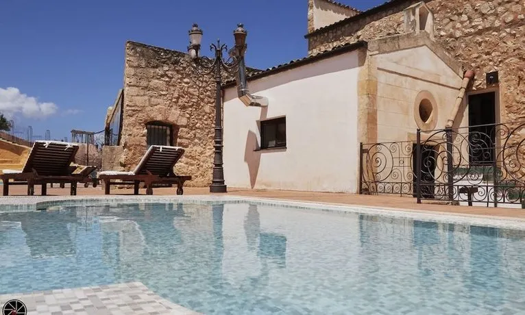 Grand Hotel La Batia - Image 1