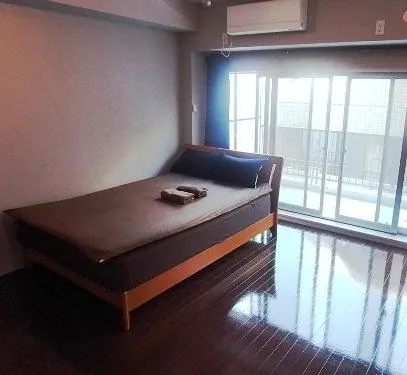 Roppongi Mayflower House - Image 1