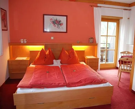 Double room, shower, toilet - Image 1