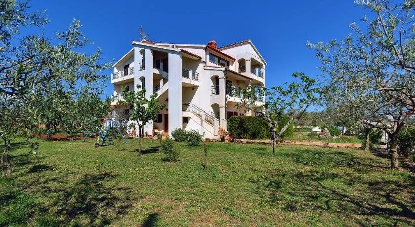 Apartment Pinzan - Image 1