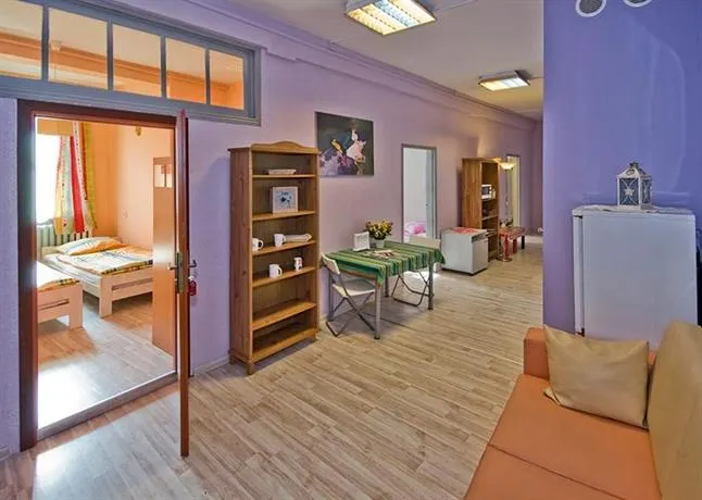 Centrum Hostel - Image 1