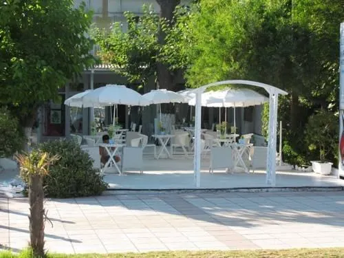 Hotel Amarillis - Image 1