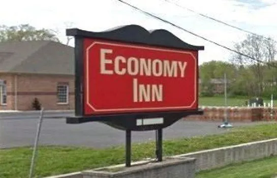 Economy Inn Martinsburg - Image 1