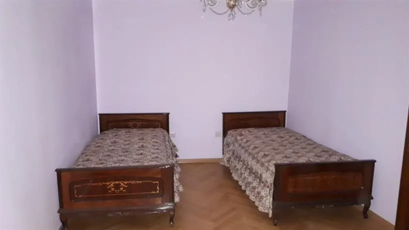 Modern Guest House - Image 1