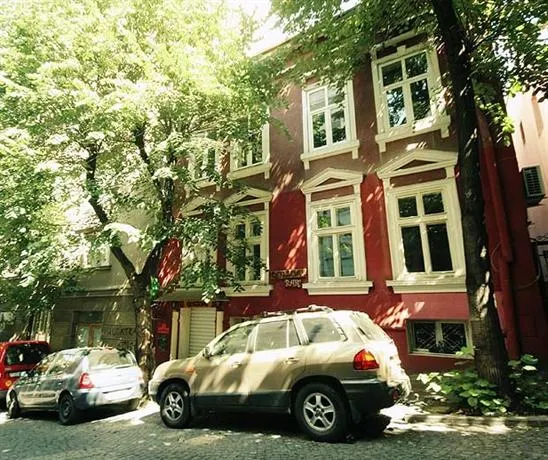 Bed & Breakfast Belgrade - Image 1