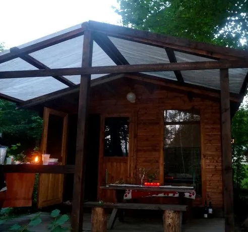Aiku Holiday Park - Image 1