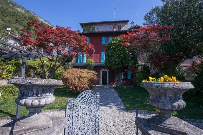 Ossuccio Fronte Isola - Image 1