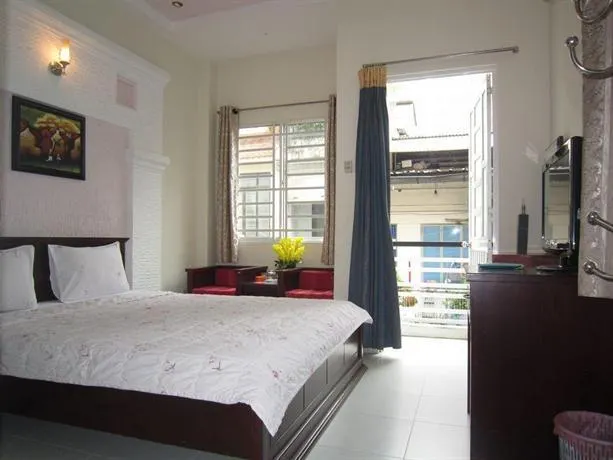 Minh Thien Hotel - Image 1