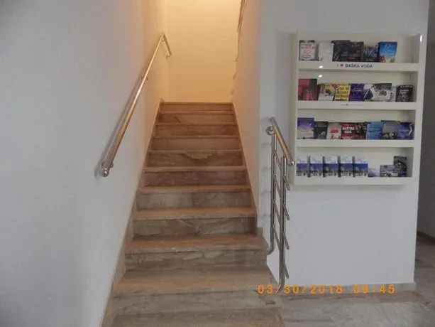 Apartments Luxury Center - Image 1