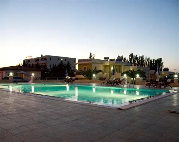 Mari Apartments - Image 1