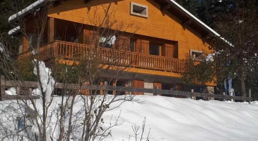 Le Chalet 07 - Image 1