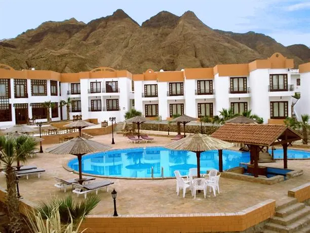 Miami Beach Hotel Dahab - Image 1