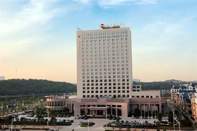 Oriental International Hotel (Leping City Donghu Park Branch) - Image 1