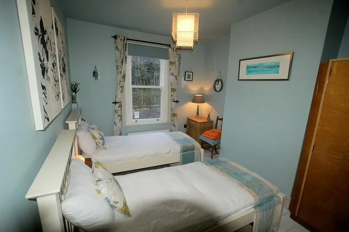 Simon's Cottage - Image 1