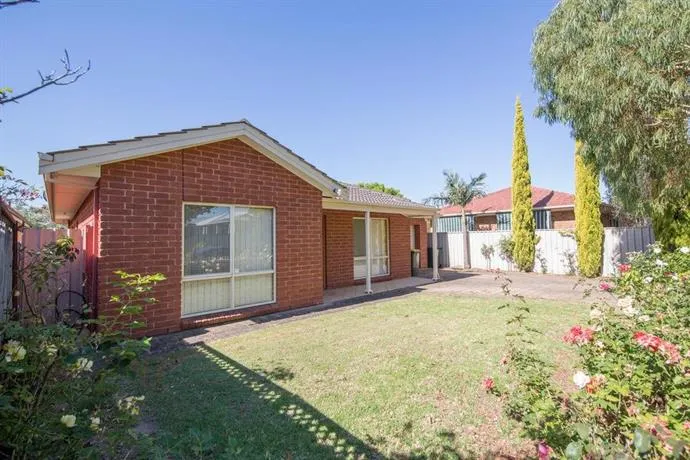 Roseview House - Image 1