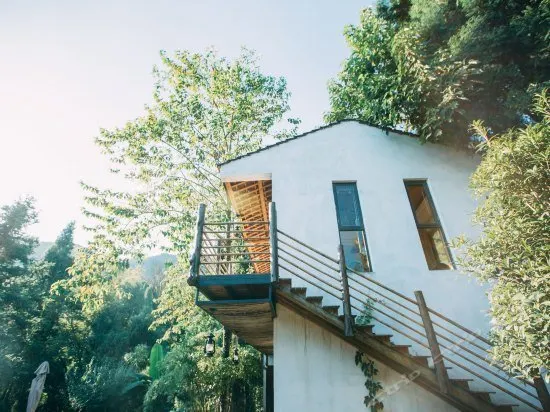 Lefthome - Image 1
