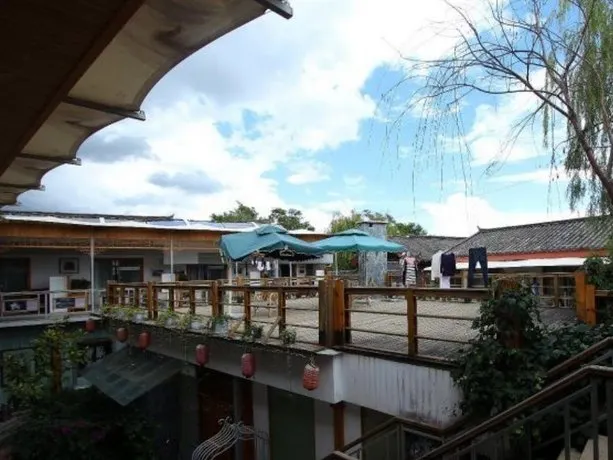 Lijiang Noble Visual Century Inn - Image 1