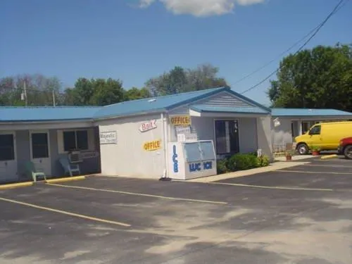 Majestic Motel - Image 1