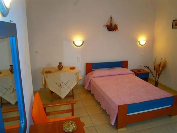 Iremia Rooms - Image 1