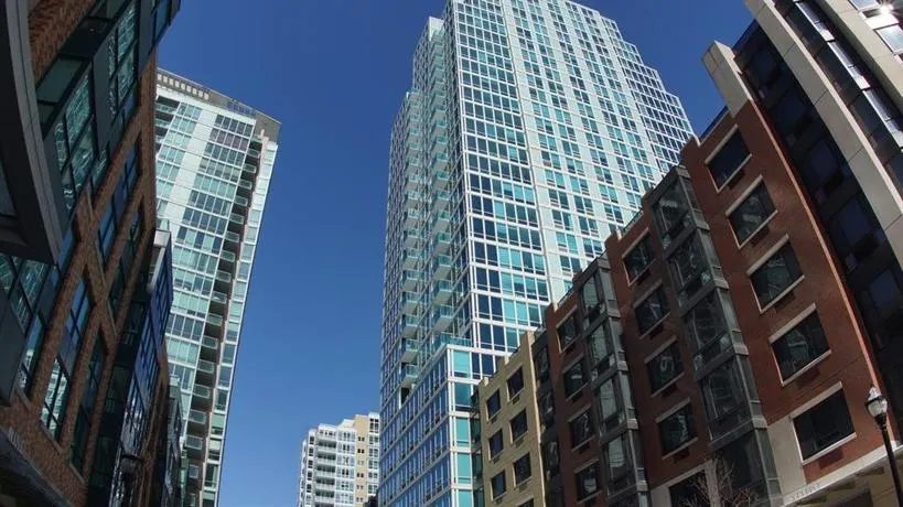 Aquablu by Pelican Suites - Image 1