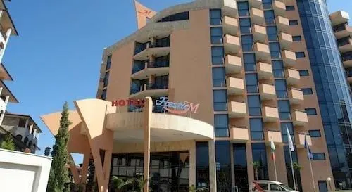 Fiesta M Hotel - Image 1