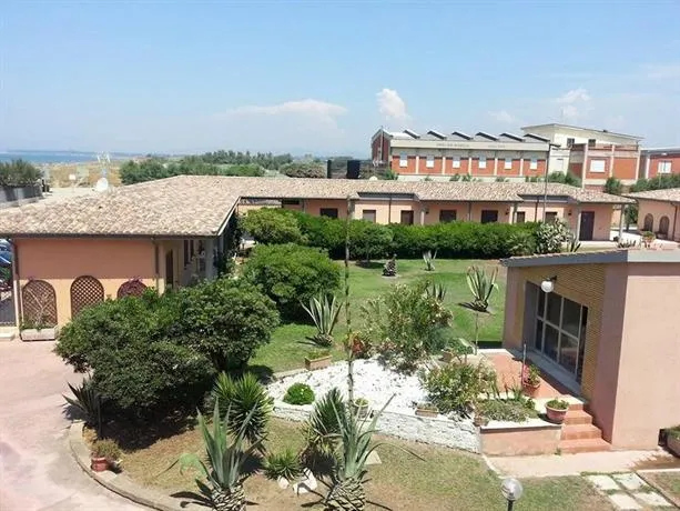 Venosta Hotel - Image 1