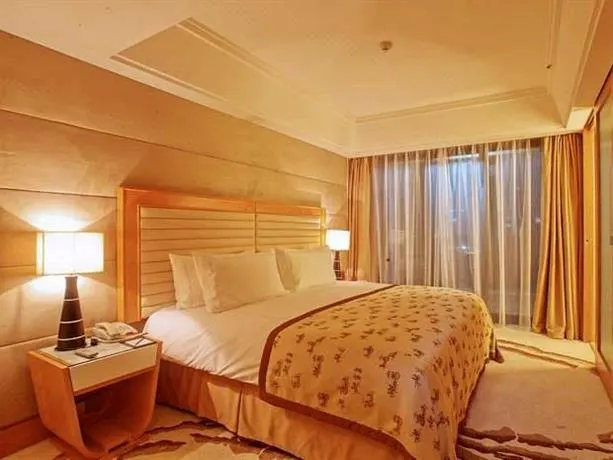 LDF All Suites Hotel - Image 1