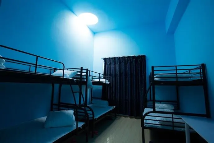 G'night Youth Hostel - Image 1